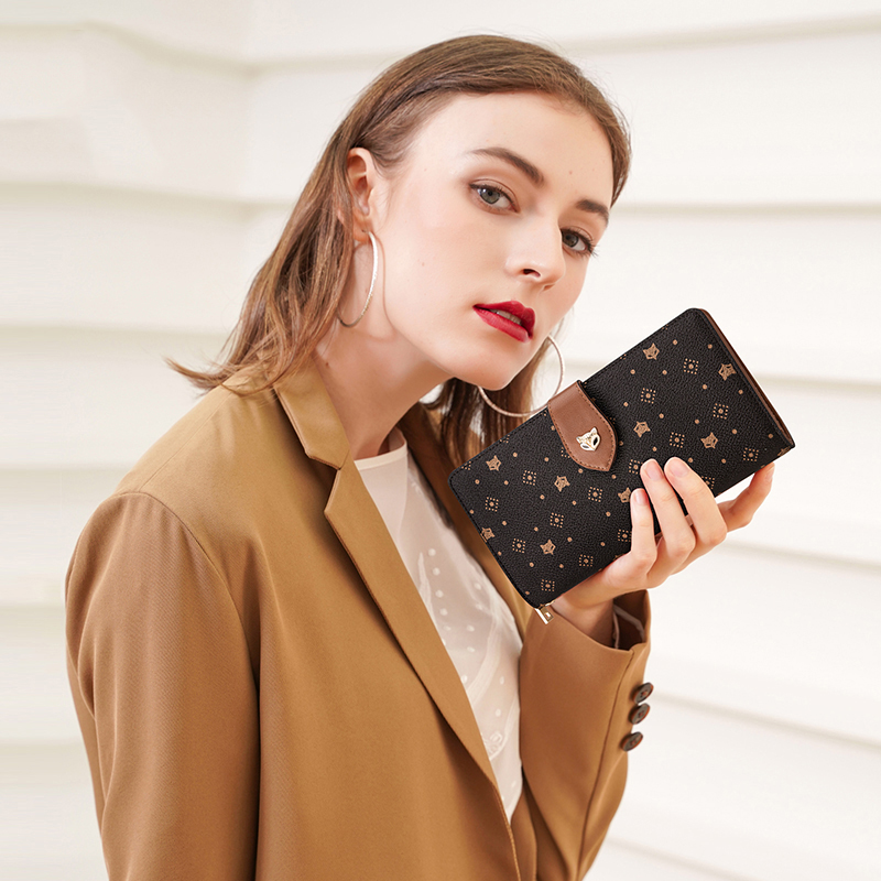 FOXER Dompet Panjang Wanita Te - Monogram Keychain Leather ulasan dan harga